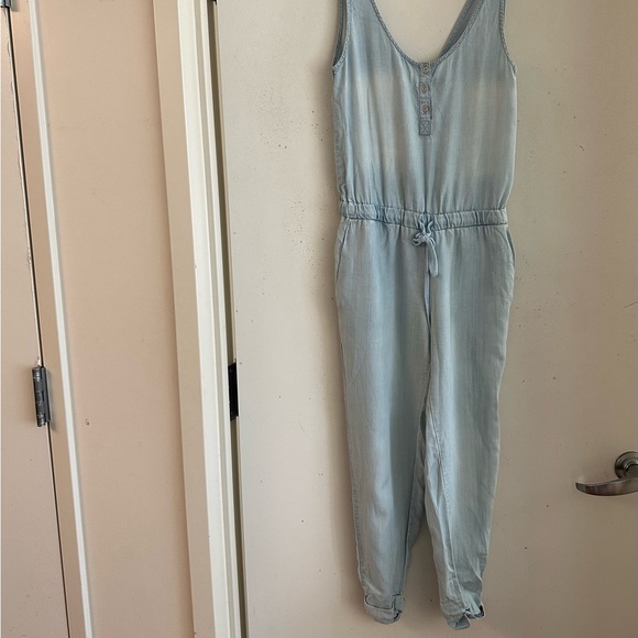 Cloth & Stone Chambray Jumpsuit - Picture 4 of 7